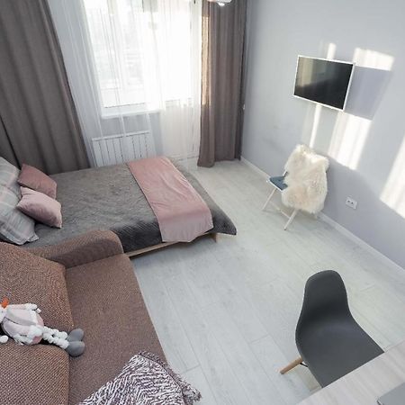 Жк Алмалы Apartment Almatî Exterior foto